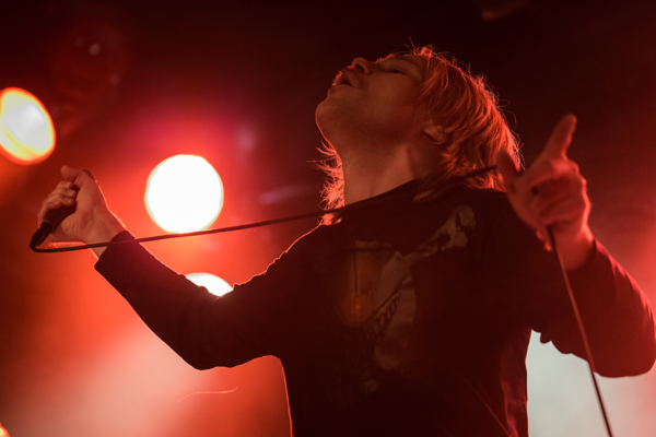 Razorbats sørget for god stemning på John Dee før The Dogs overtok scenen.